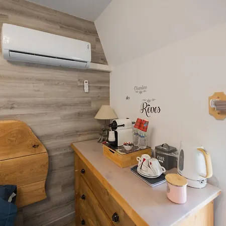 D'hotes Histoire D'anges Bed & Breakfast 4*