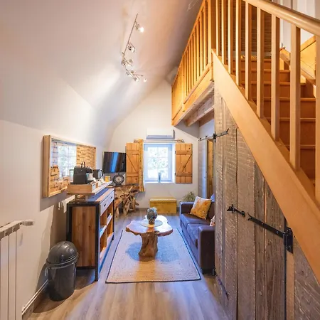 D'hotes Histoire D'anges Bed & Breakfast 4*